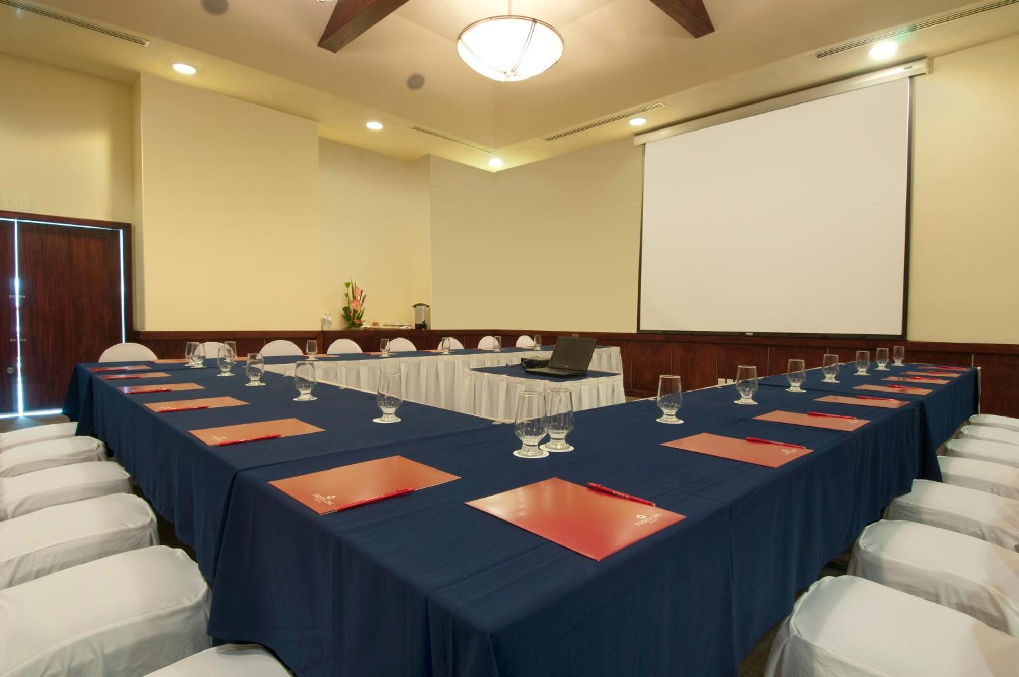 Cuautitlán Izcalli Fiesta Inn Cuautitlan מראה חיצוני תמונה