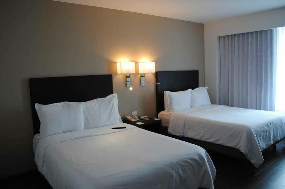Cuautitlán Izcalli Fiesta Inn Cuautitlan מראה חיצוני תמונה